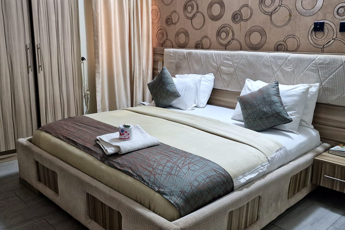 Deluxe Room at Aryhills Hotel and Tower, view 3