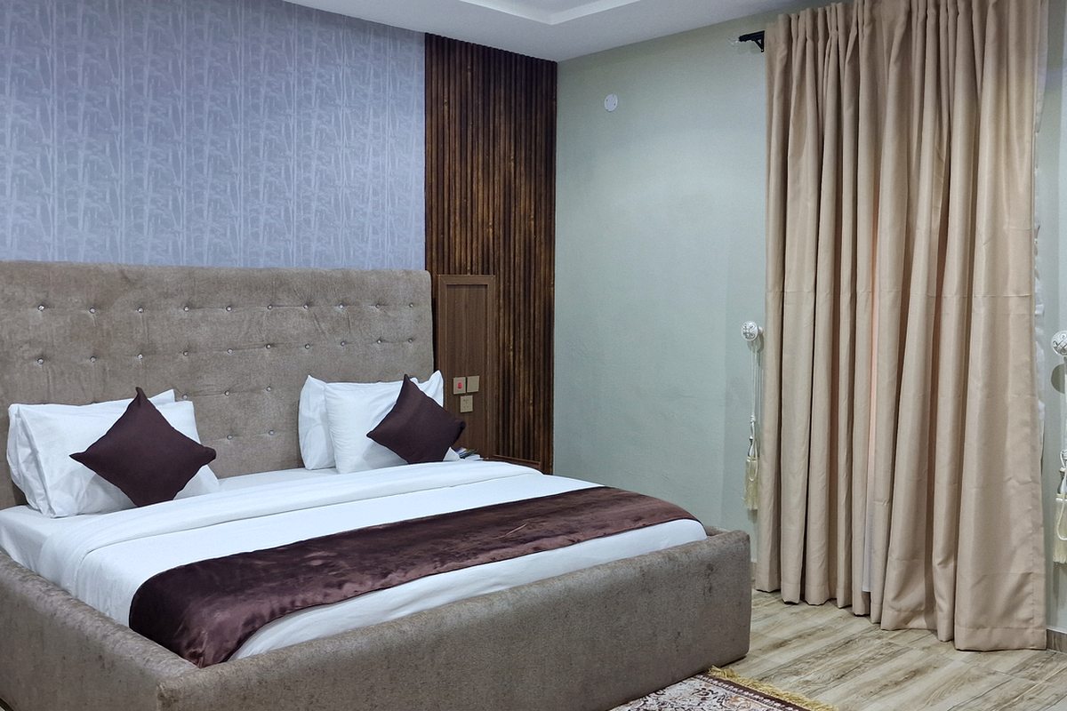 Luxury Executive Room at Aryhills Hotel and Tower, view 5